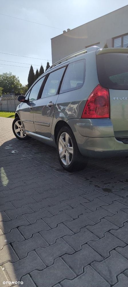 Peugeot 307 HDi 110 OXYGO - 8