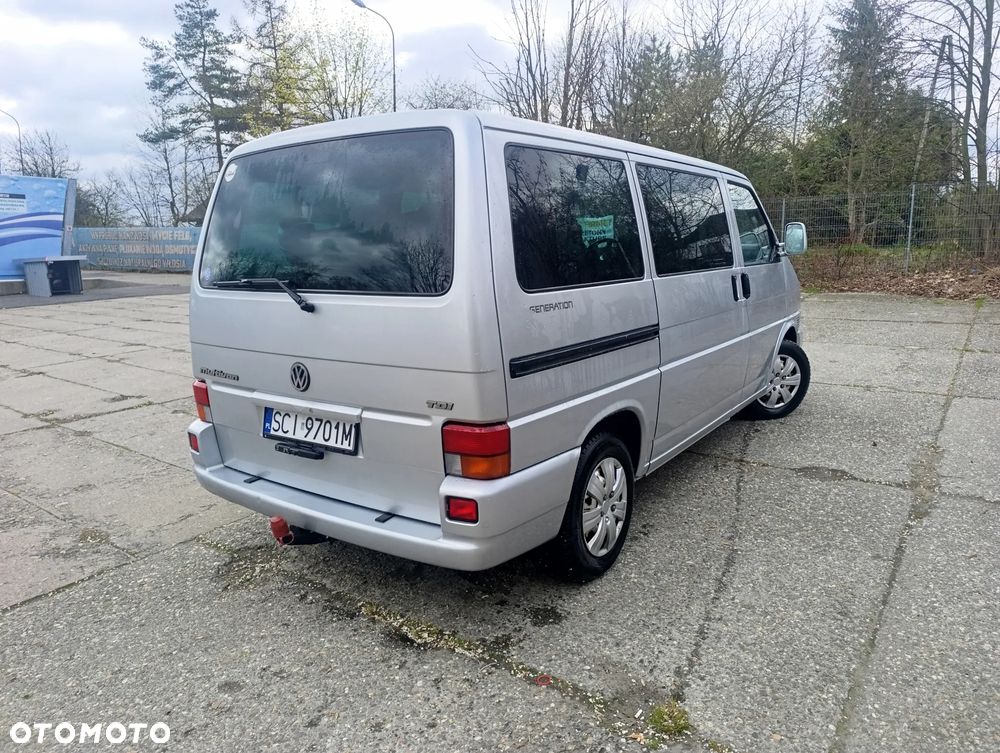 Volkswagen Multivan - 5