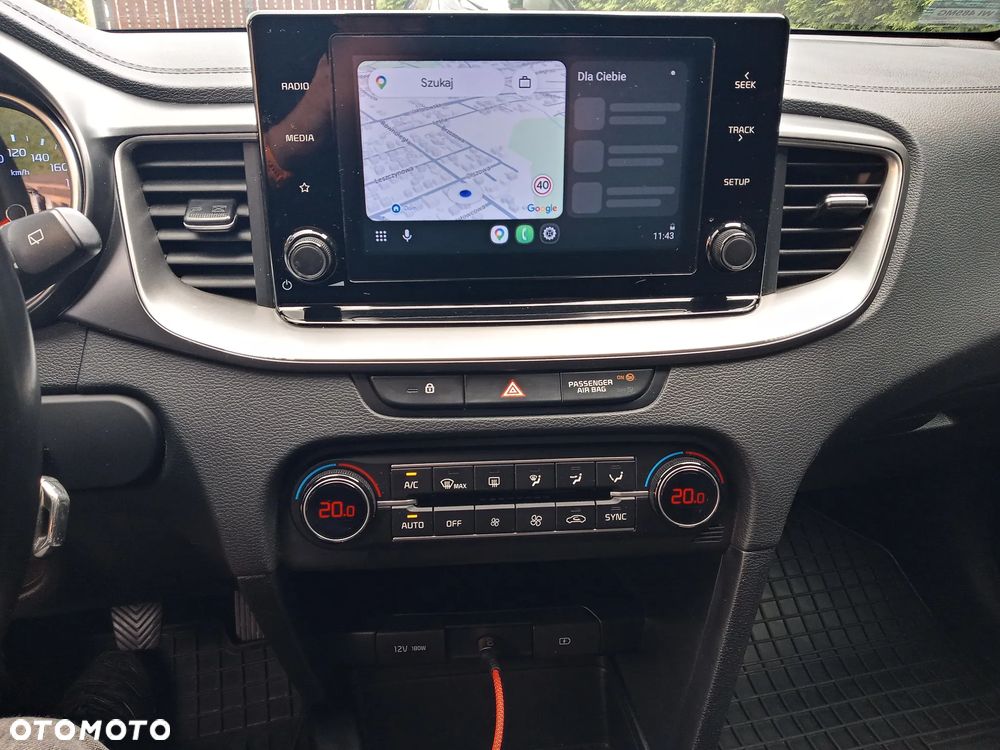 Kia Ceed 1.5 T-GDI M - 23