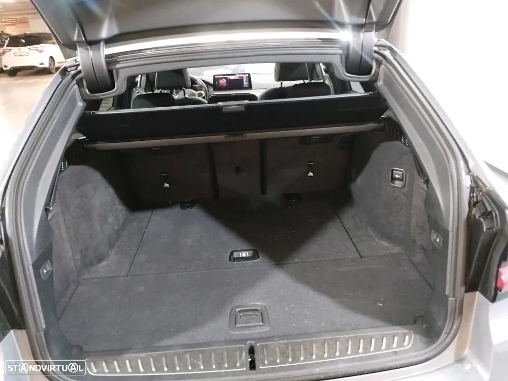 BMW 520 d Pack Desportivo M Auto - 11