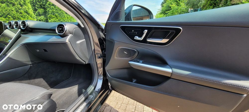 Mercedes-Benz Klasa C 200 d mHEV Avantgarde - 28
