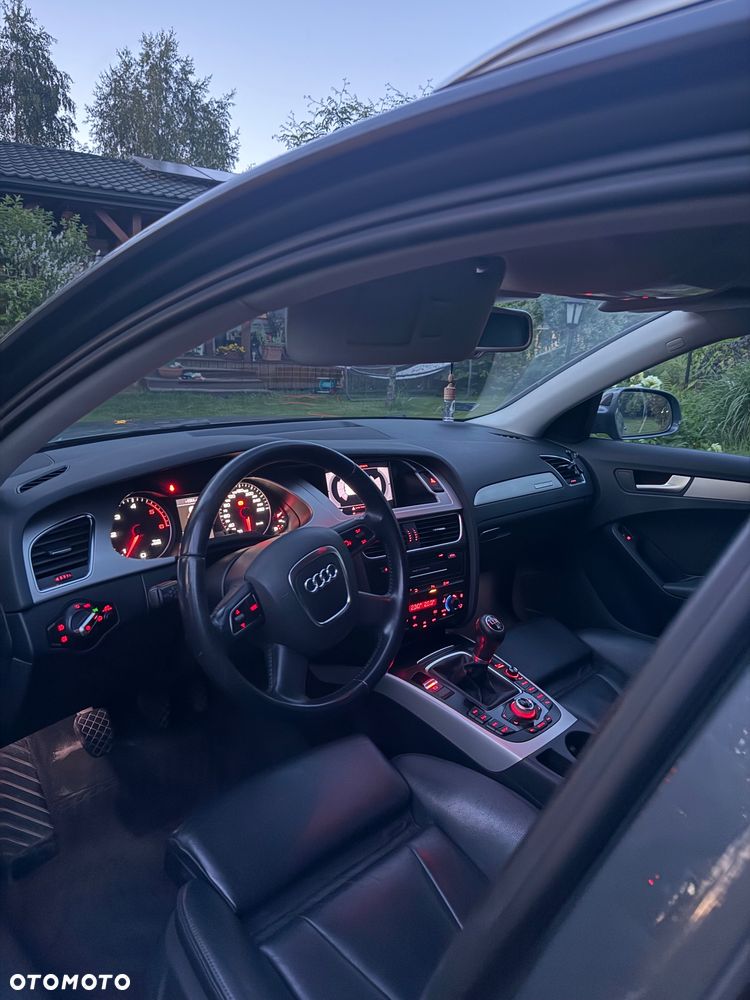 Audi A4 Avant 2.0 TDI Quattro - 9