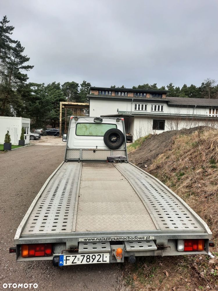 Nissan Interstar - 6