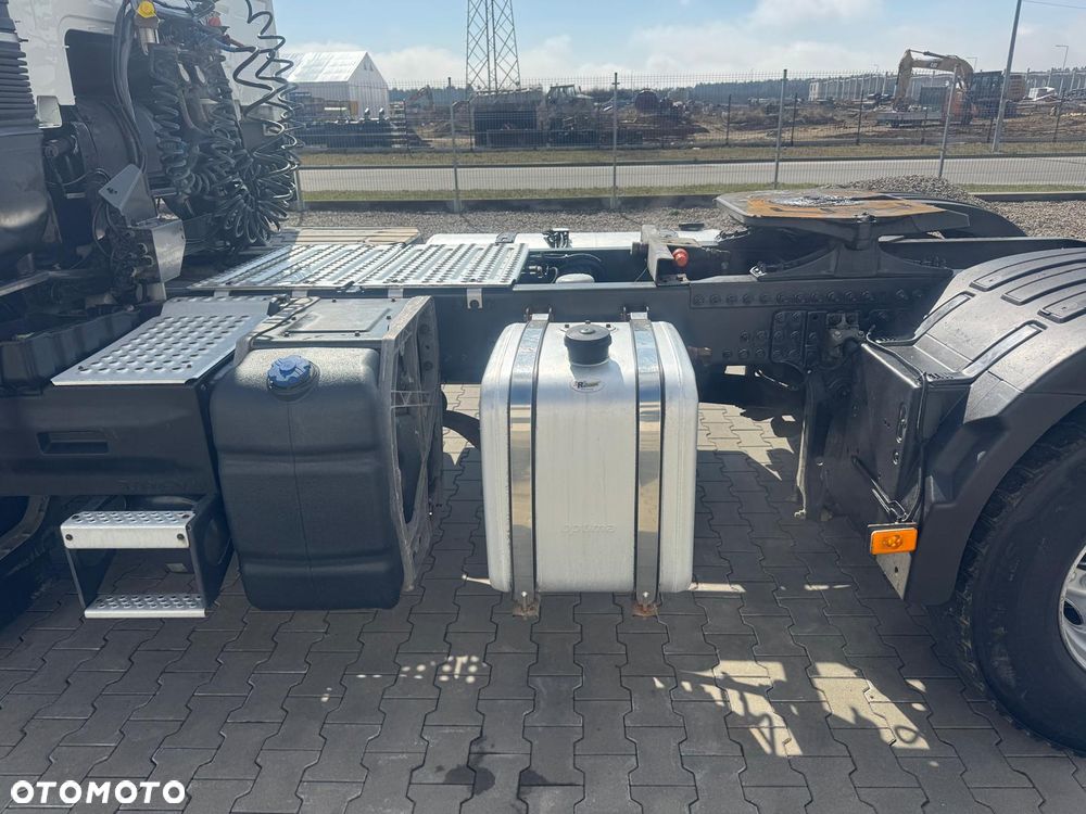 Volvo FH 460/ HYDRAULIKA/ 4 PODUSZKI TYŁ/ LEKKA 7583kg Brutto - 14