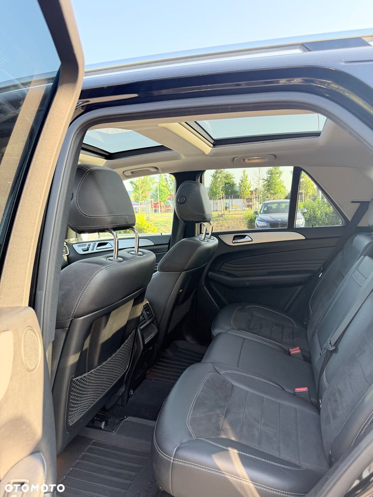 Mercedes-Benz ML 350 BlueTEC 4-Matic - 11