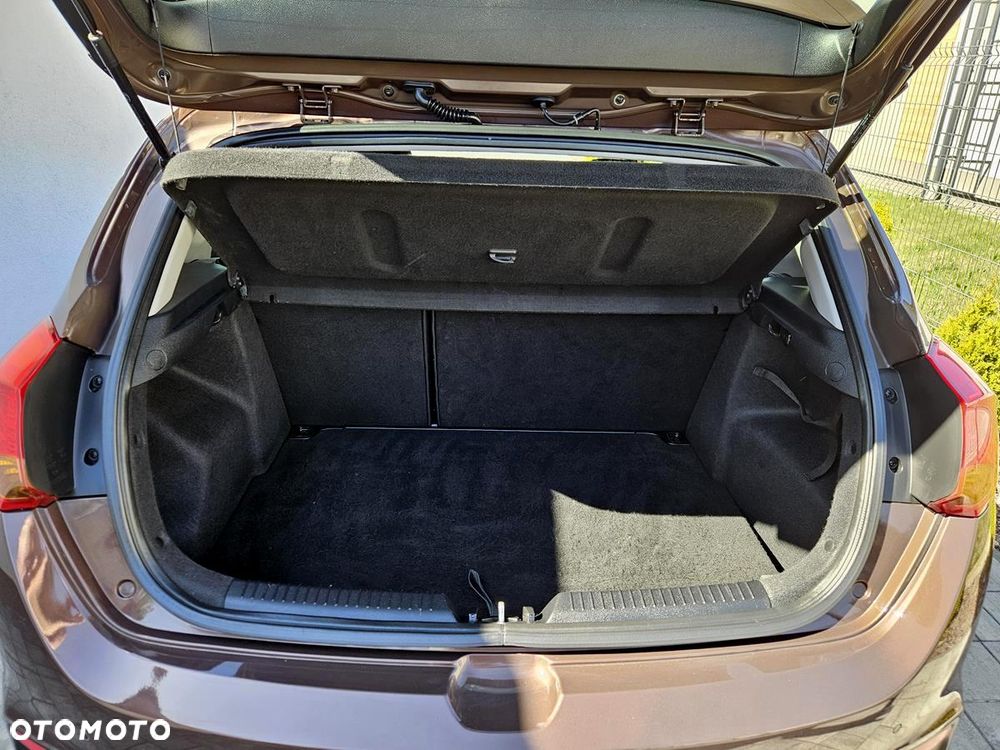 Kia Ceed 1.6 GDI DCT Platinum Edition - 24