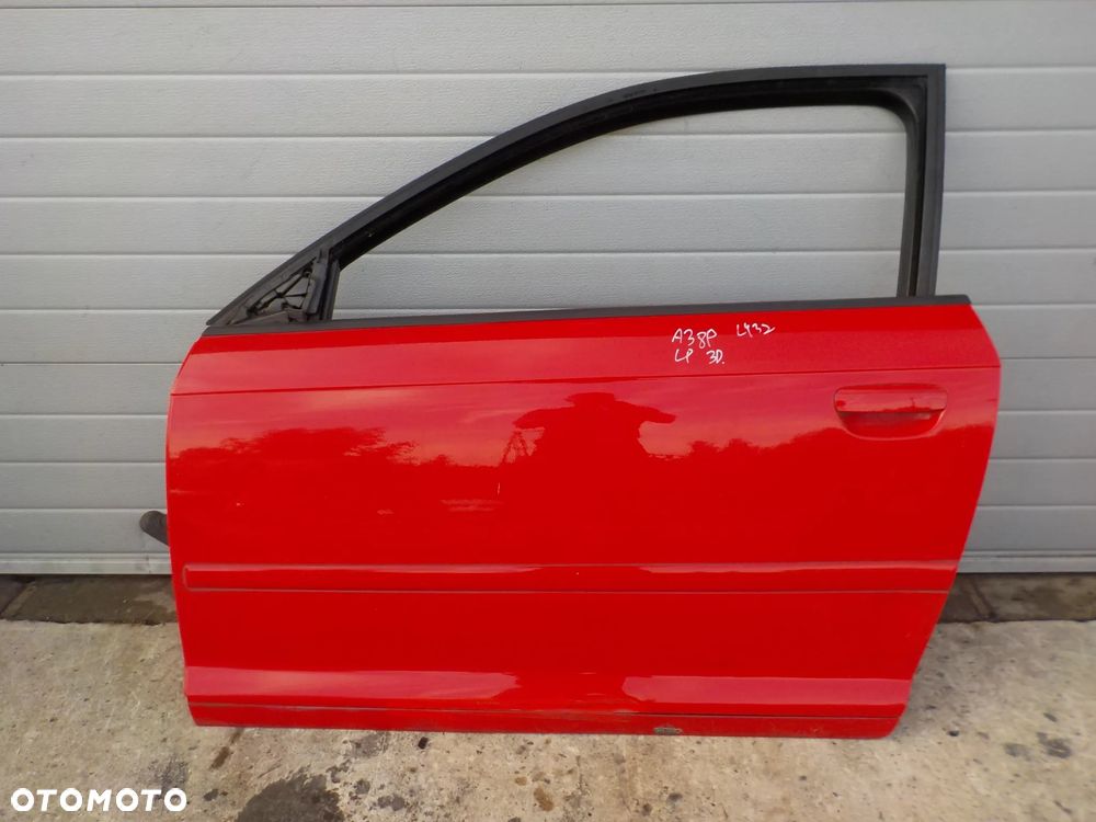 AUDI A3 8P DRZWI LEWE 3D KOLOR LY3J - 1