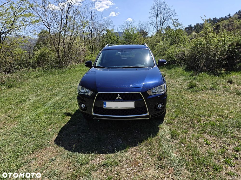 Mitsubishi Outlander 2.0 DID Intense + - 10