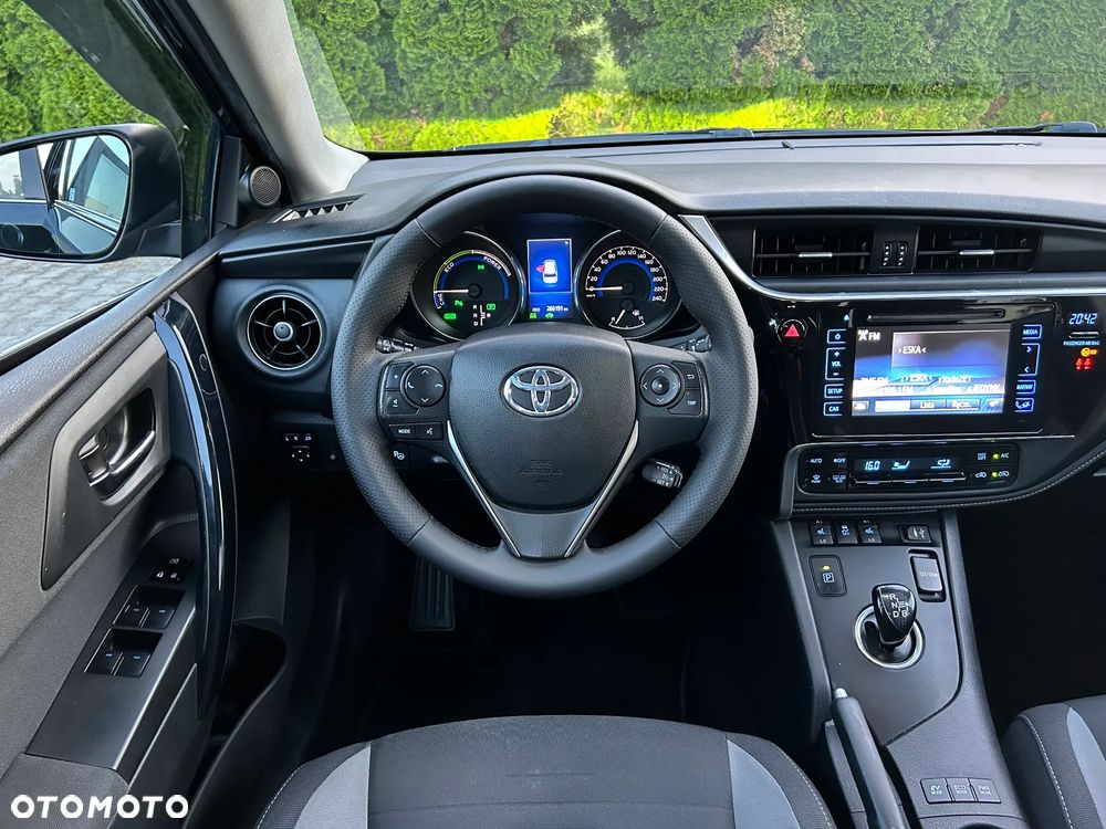 Toyota Auris - 32