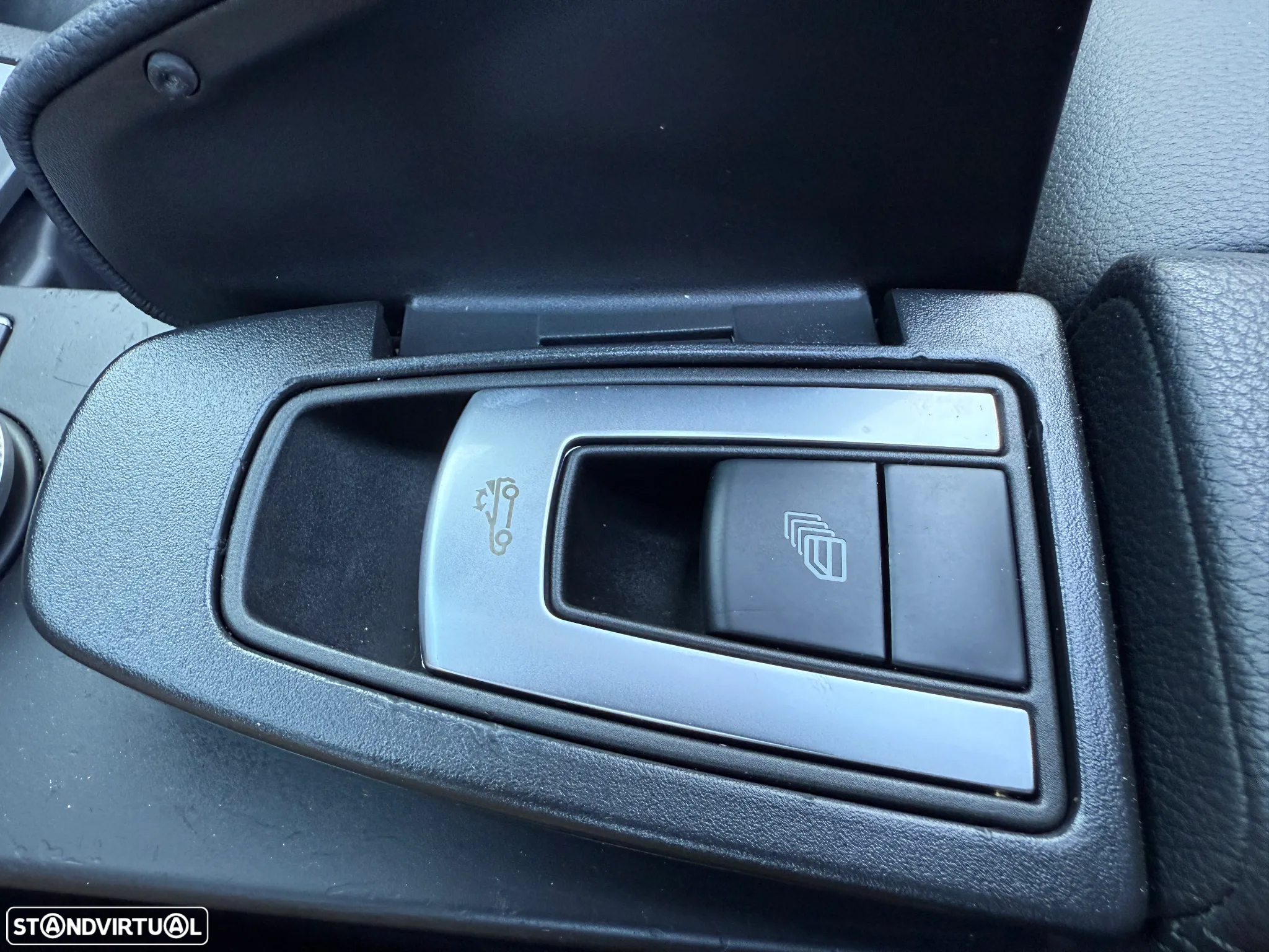 Mercedes-Benz E 220 CDi Avantgarde BlueEfficiency - 37