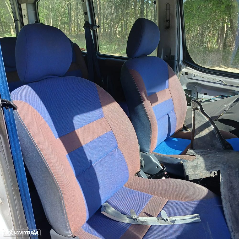 Citroen Berlingo 1.9D de 2000 - Peças Usadas - 5