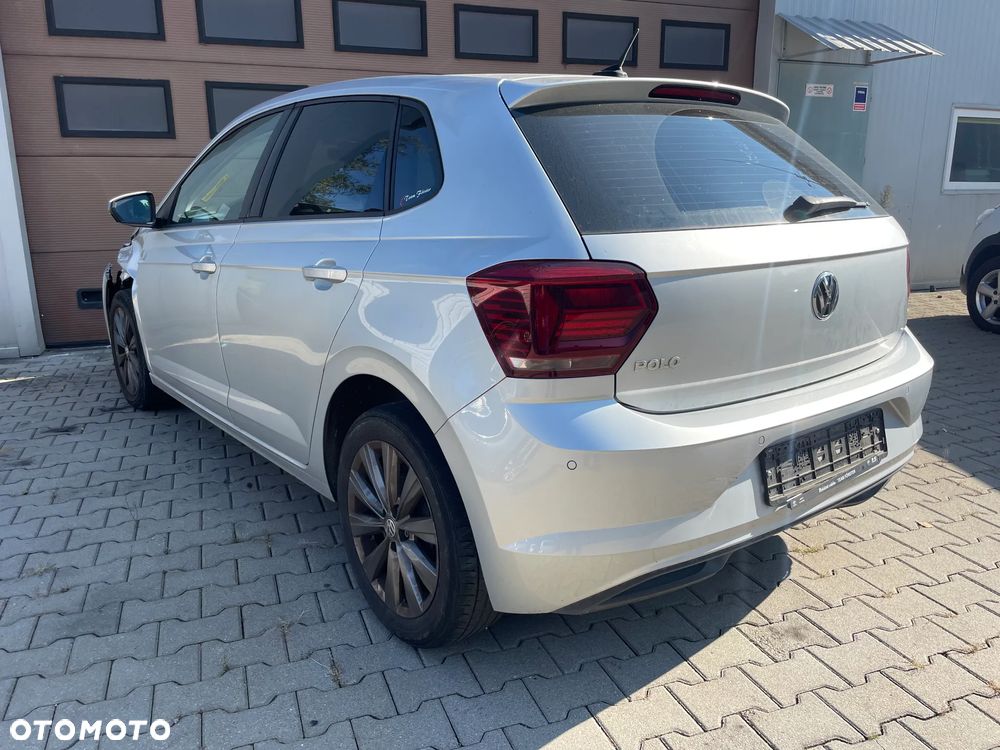 Volkswagen Polo 1.6 TDI SCR DSG Comfortline - 12