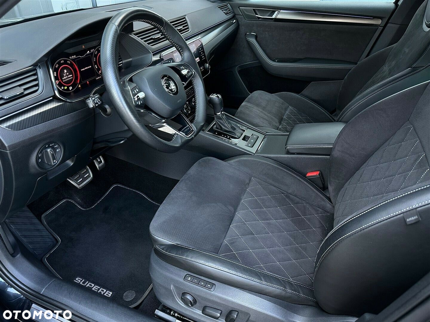 Skoda Superb 2.0 TDI SCR Sportline DSG - 9