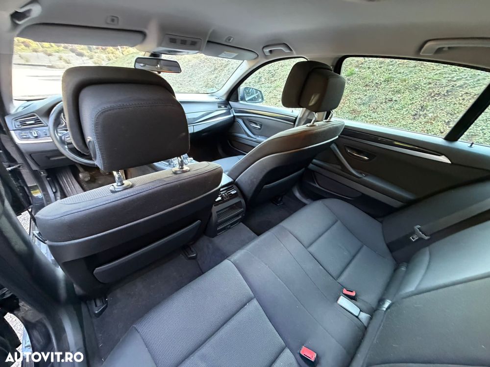 BMW Seria 5 520d Blue Performance - 9