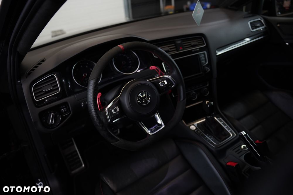 Volkswagen Golf GTI BlueMotion Technology DSG - 20