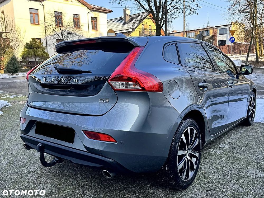 Volvo V40 D3 Geartronic Momentum - 8