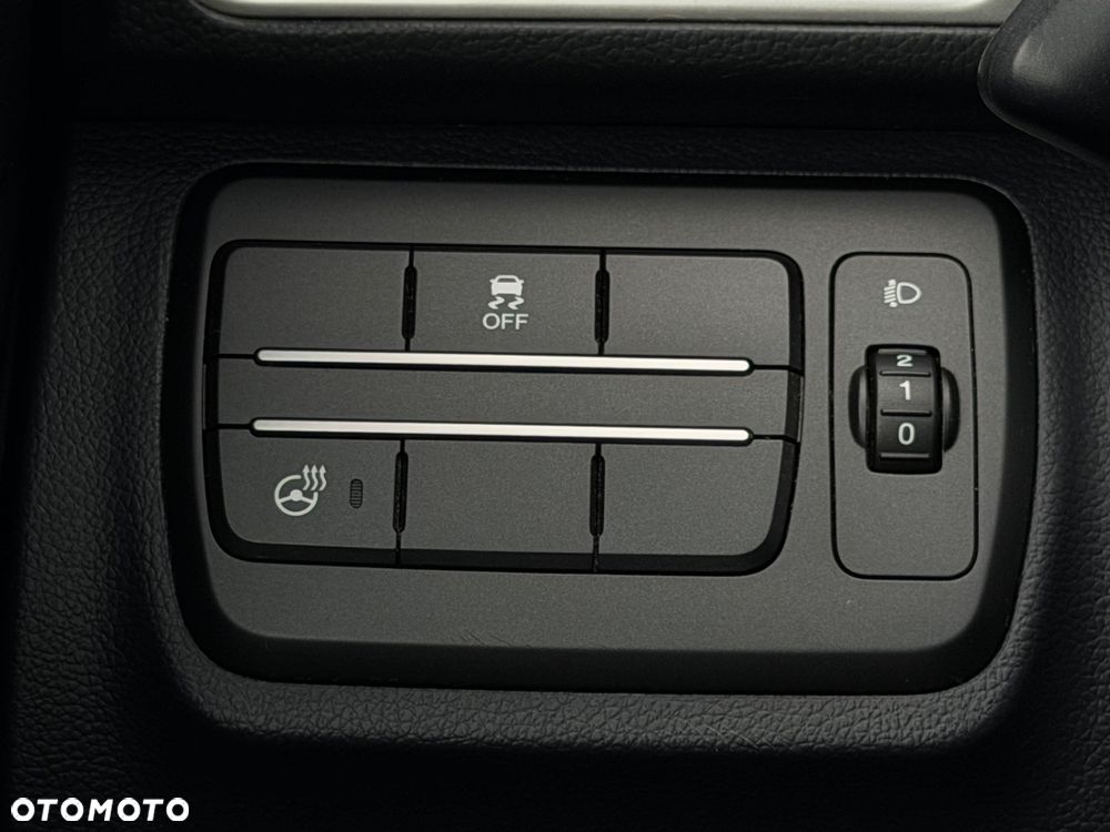 SsangYong/KGM Tivoli 1.6 Sapphire - 25
