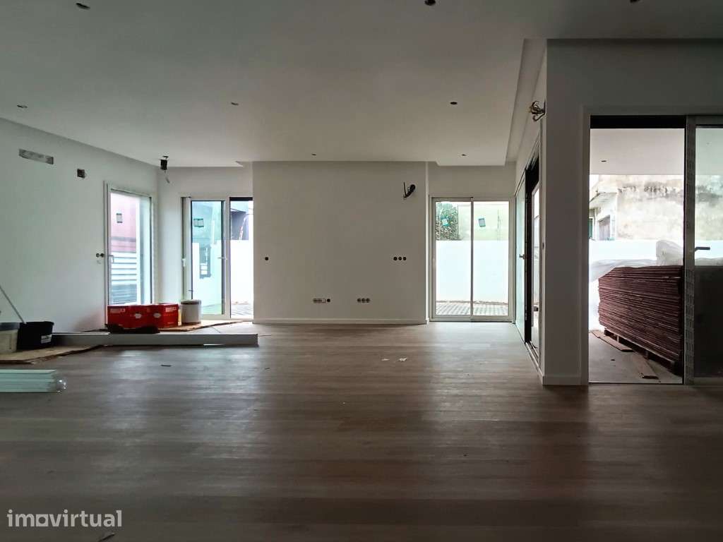 Moradia Contemporânea T3 em Cascais - Grande imagem: 3/27