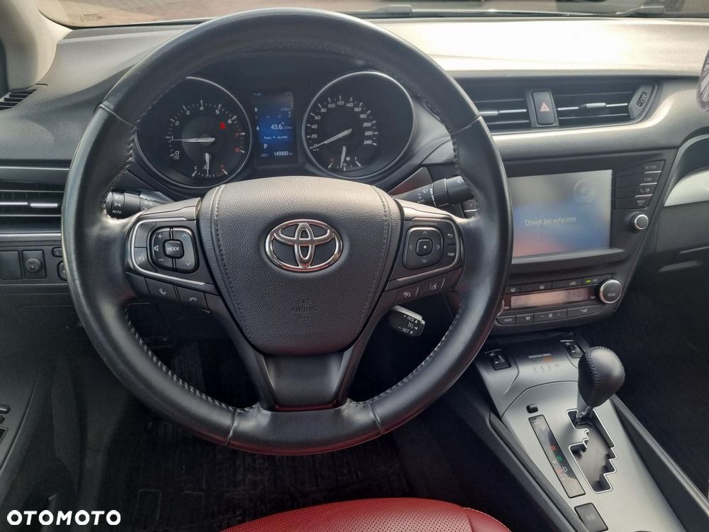 Toyota Avensis 1.8 Selection MS - 15