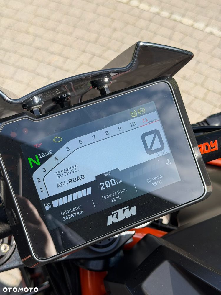 KTM Super Duke - 21