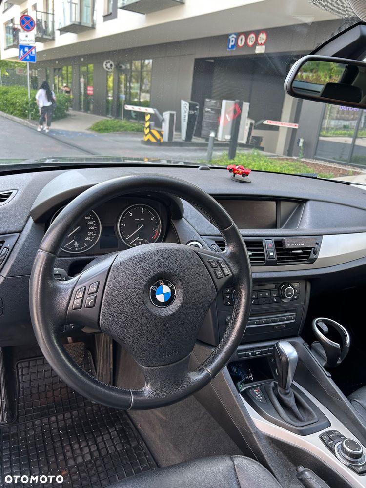 BMW X1 xDrive18d - 3