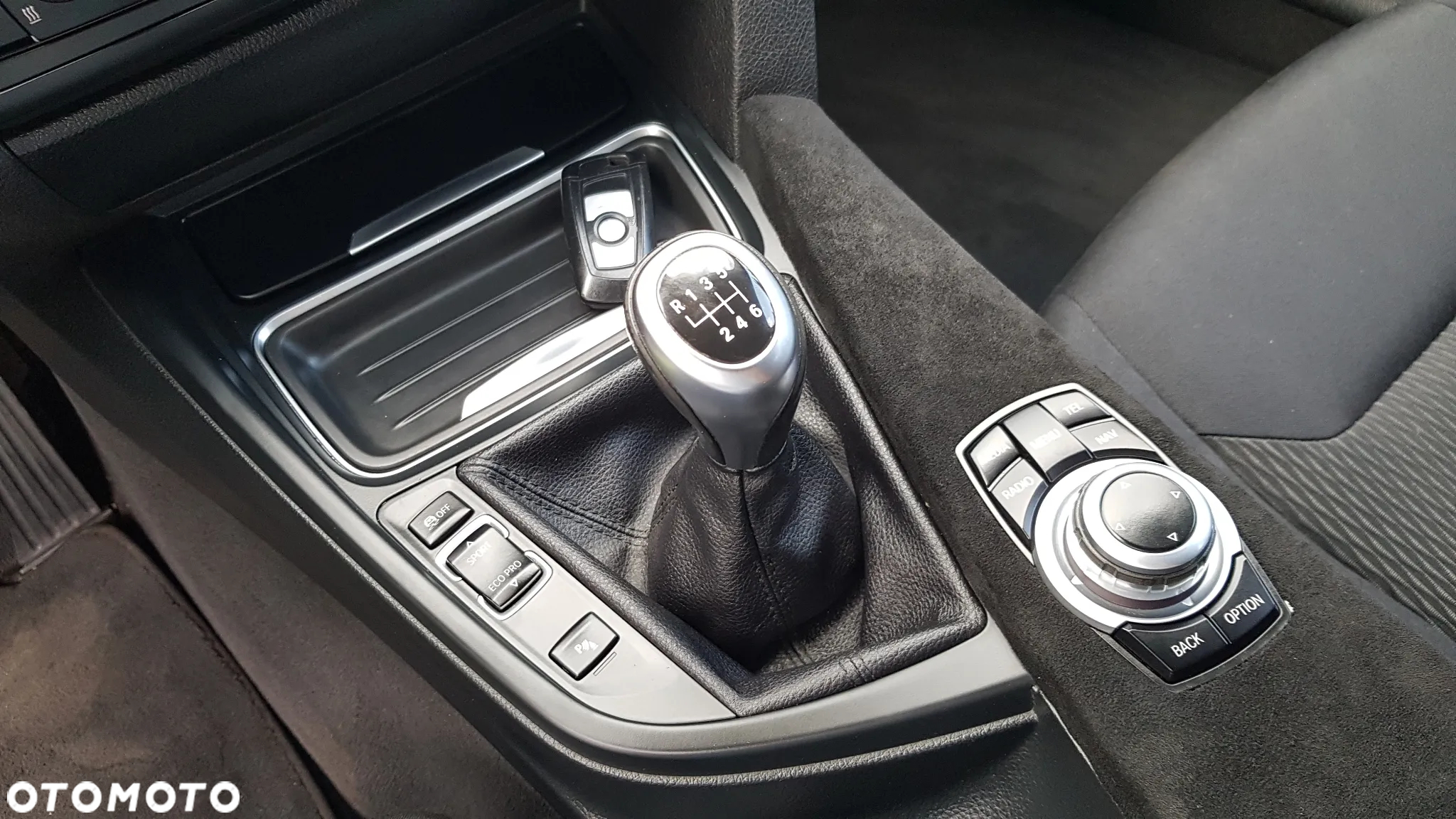 BMW Seria 3 320d - 29