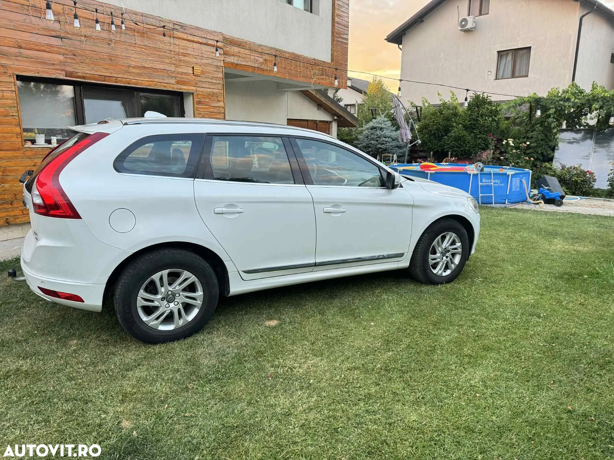 Volvo XC 60 D4AWD Kinetic - 8