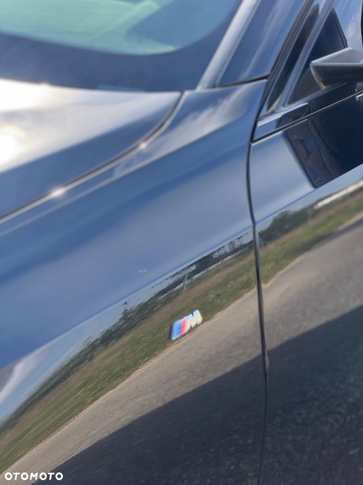 BMW Seria 3 330i M Sport - 16