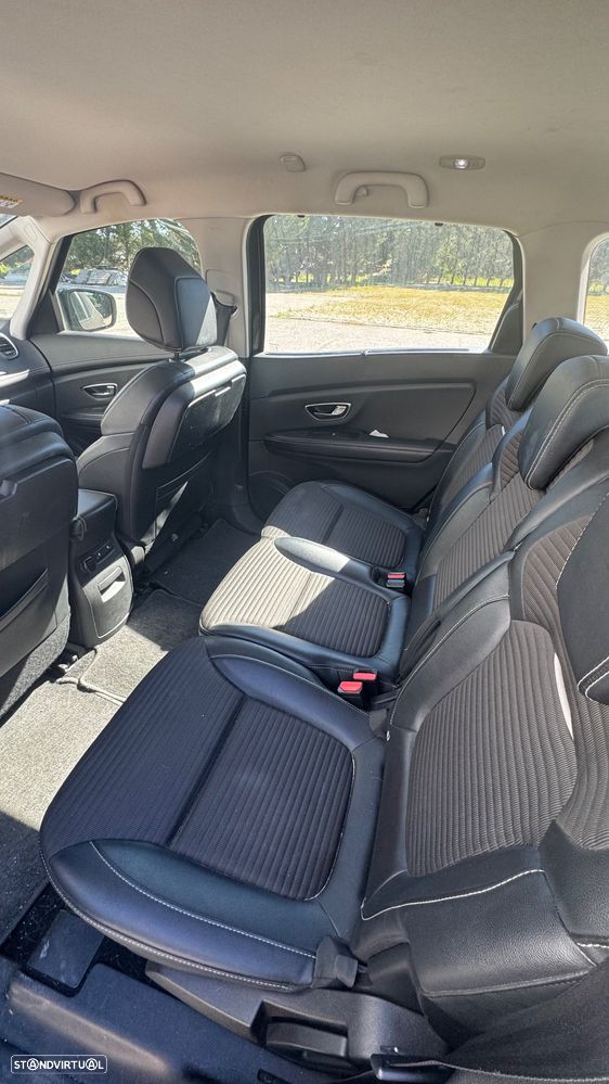 Renault Grand Scénic - 8