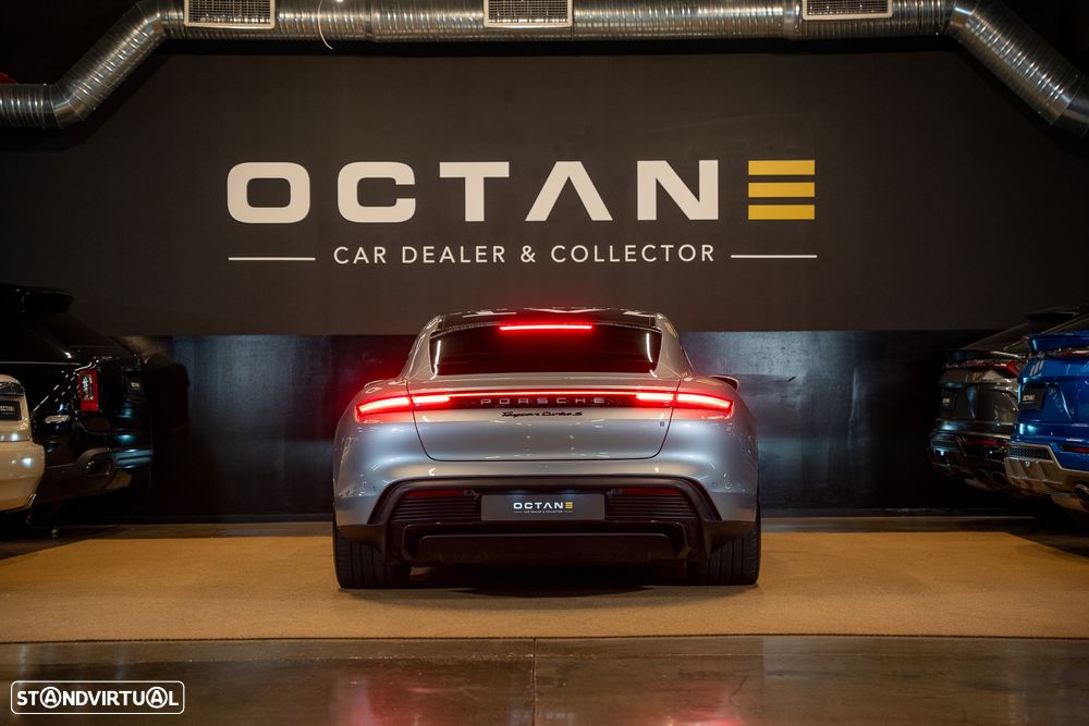Porsche Taycan Turbo S - 3