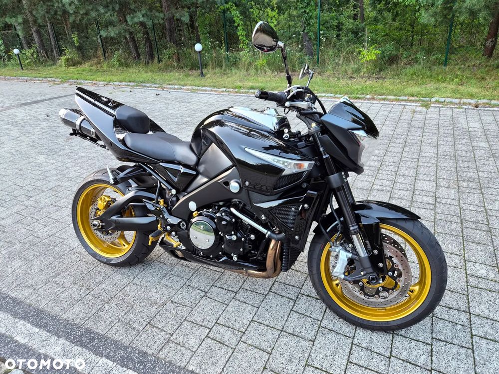 Suzuki GSX - 3