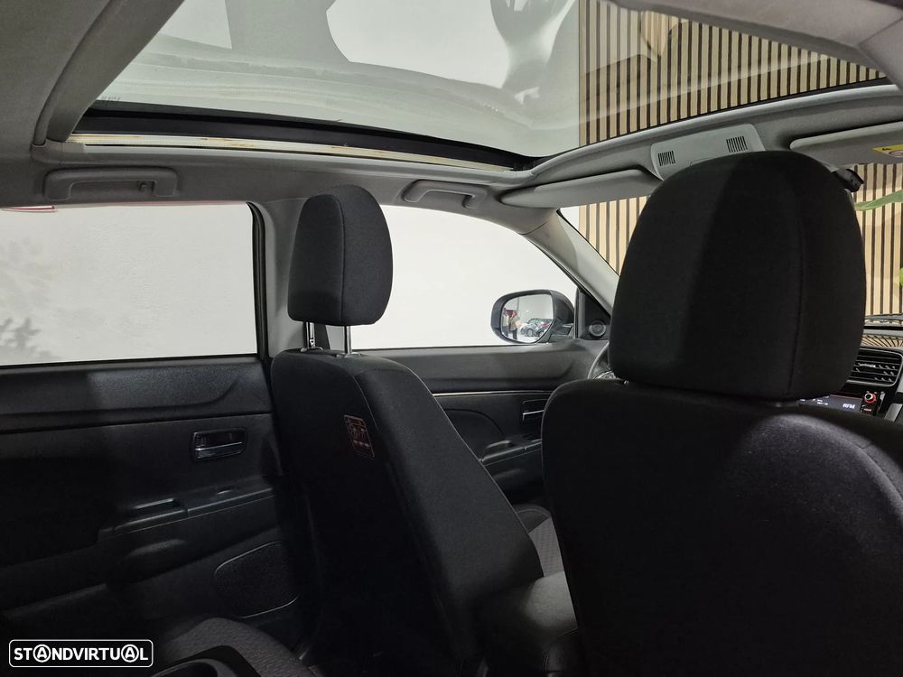 Mitsubishi ASX 1.6 MIVEC Intense Connect Edition - 12