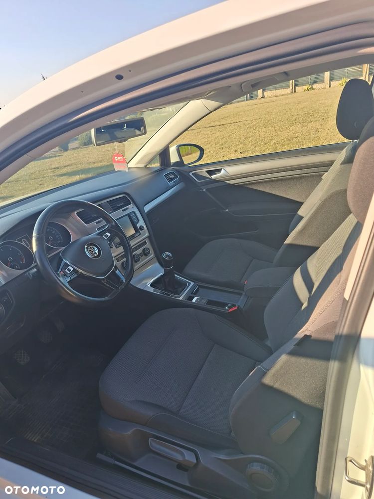 Volkswagen Golf 1.6 TDI BlueMotion Comfortline - 6