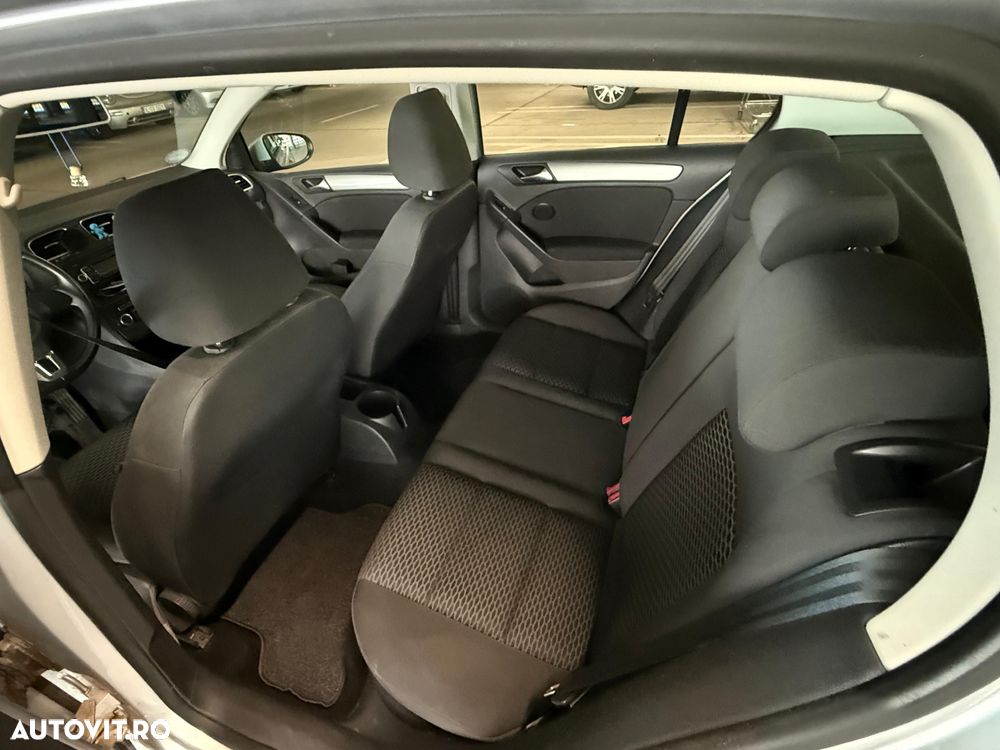 Volkswagen Golf 1.4 FSI Comfortline - 7