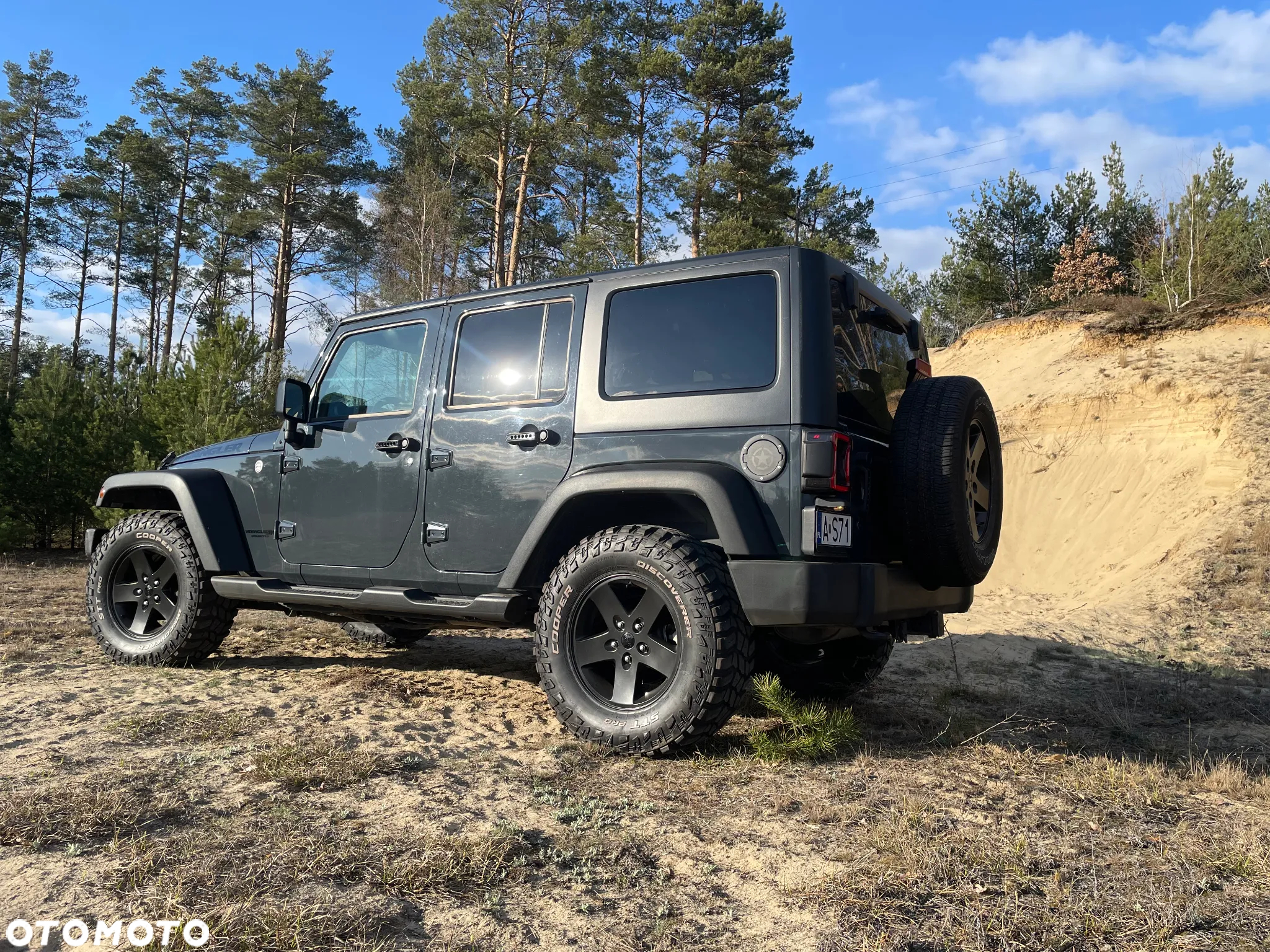 Jeep Wrangler 3.6 Unlim X - 36
