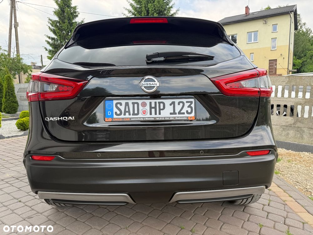 Nissan Qashqai 1.6 DIG-T N-Connecta - 28