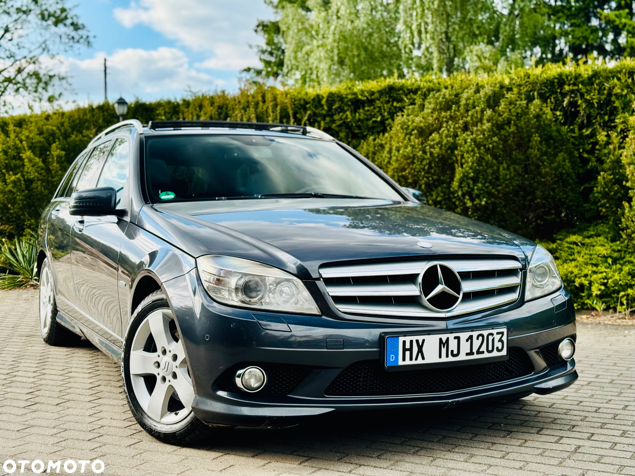 Mercedes-Benz Klasa C 220 (BlueTEC) d T 7G-TRONIC AMG Line - 26