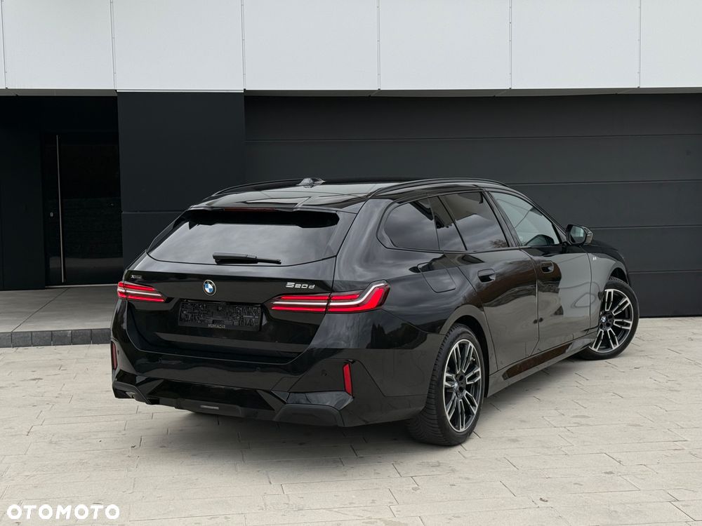 BMW Seria 5 520d - 40
