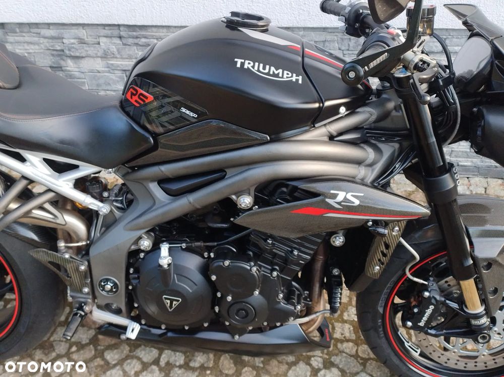 Triumph Speed Triple - 15