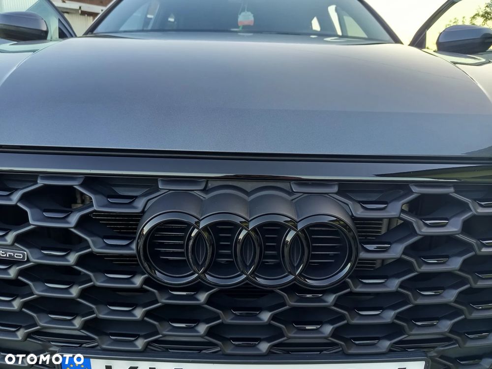 Audi Q3 40 TFSI Quattro S-Line S tronic - 4