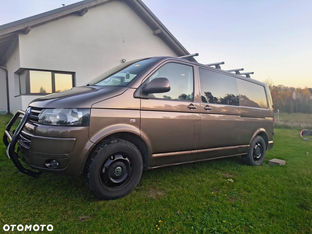 Volkswagen Transporter - 1
