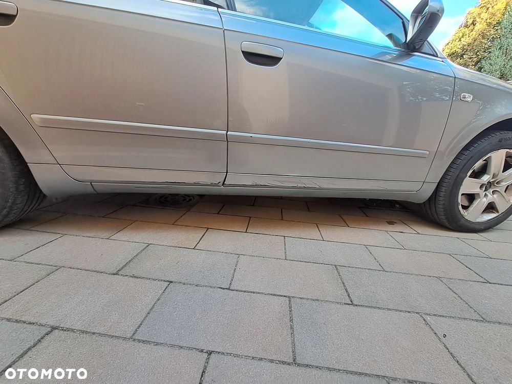 Audi A4 Avant 2.0 TDI multitronic - 17