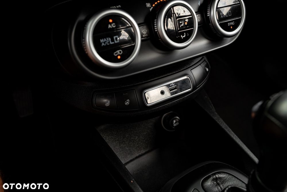 Fiat 500X 1.4 Multiair Automatik 4x4 S&S Cross - 32