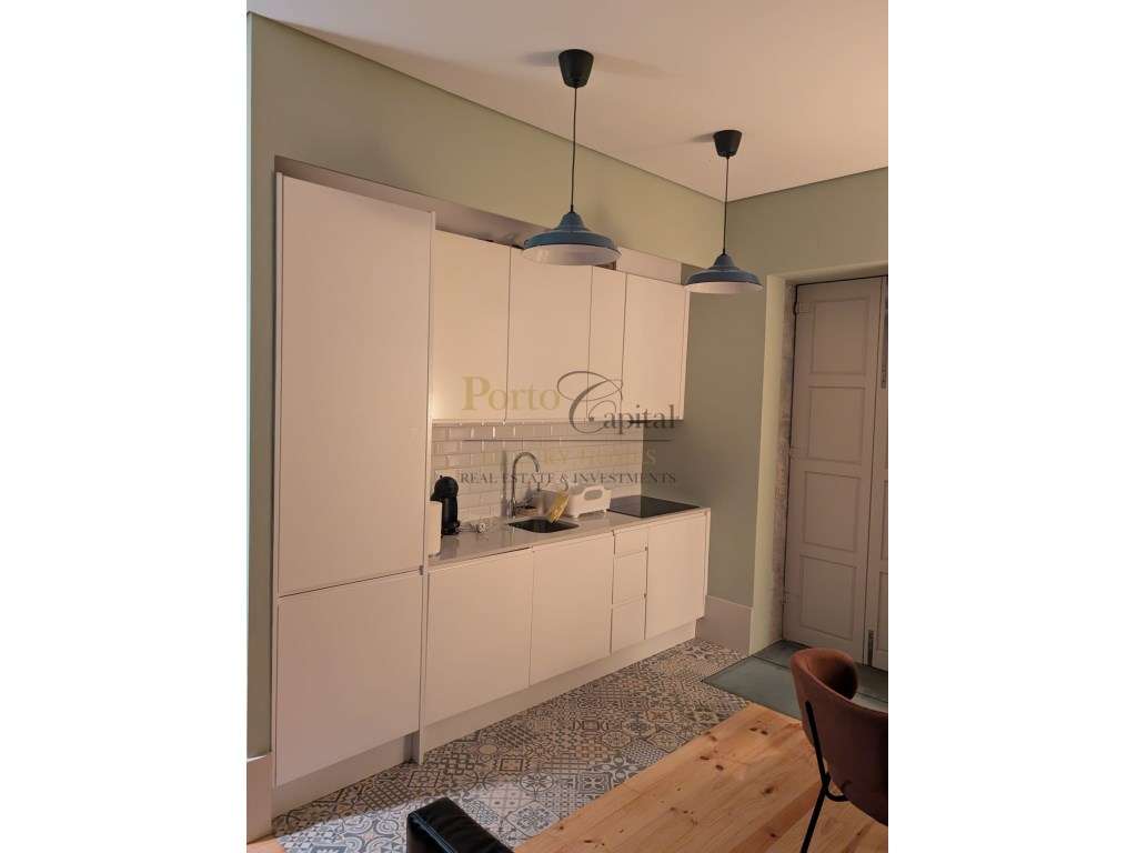 Duplex mobilado com jardim privado de 64 m² Bonjardim, Porto - Grande imagem: 3/33