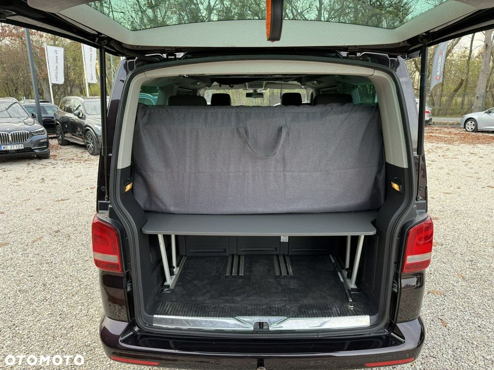 Volkswagen Multivan - 21
