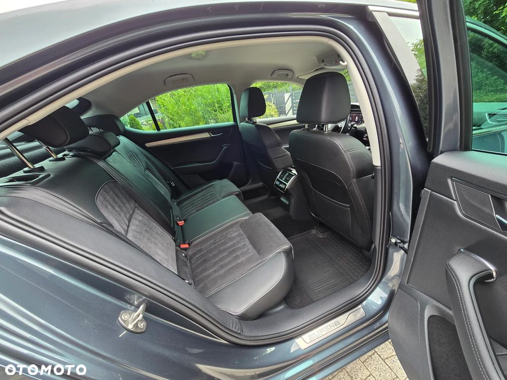 Skoda Superb 2.0 TDI SCR Style DSG - 13