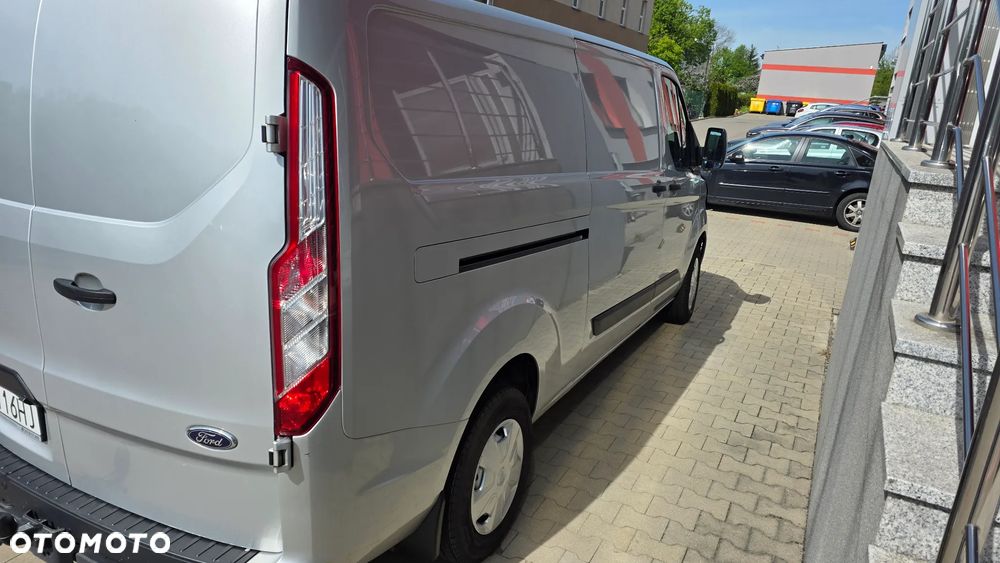 Ford Transit Custom - 8