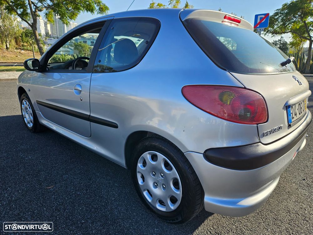 Peugeot 206 1.1 Color Line - 5