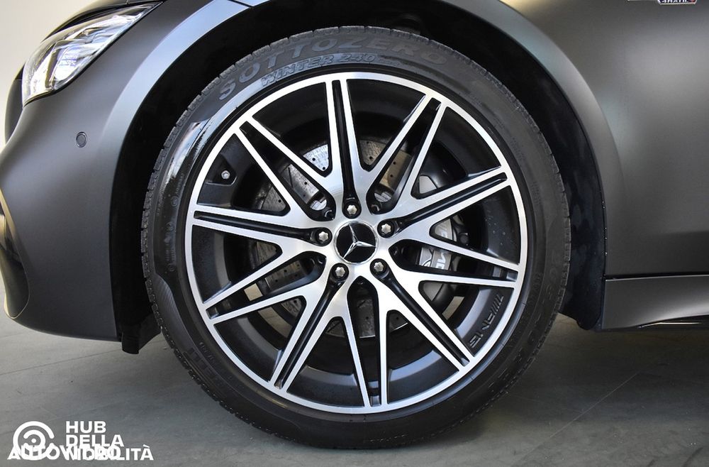 Mercedes-Benz AMG GT 4-door Coupe - 25