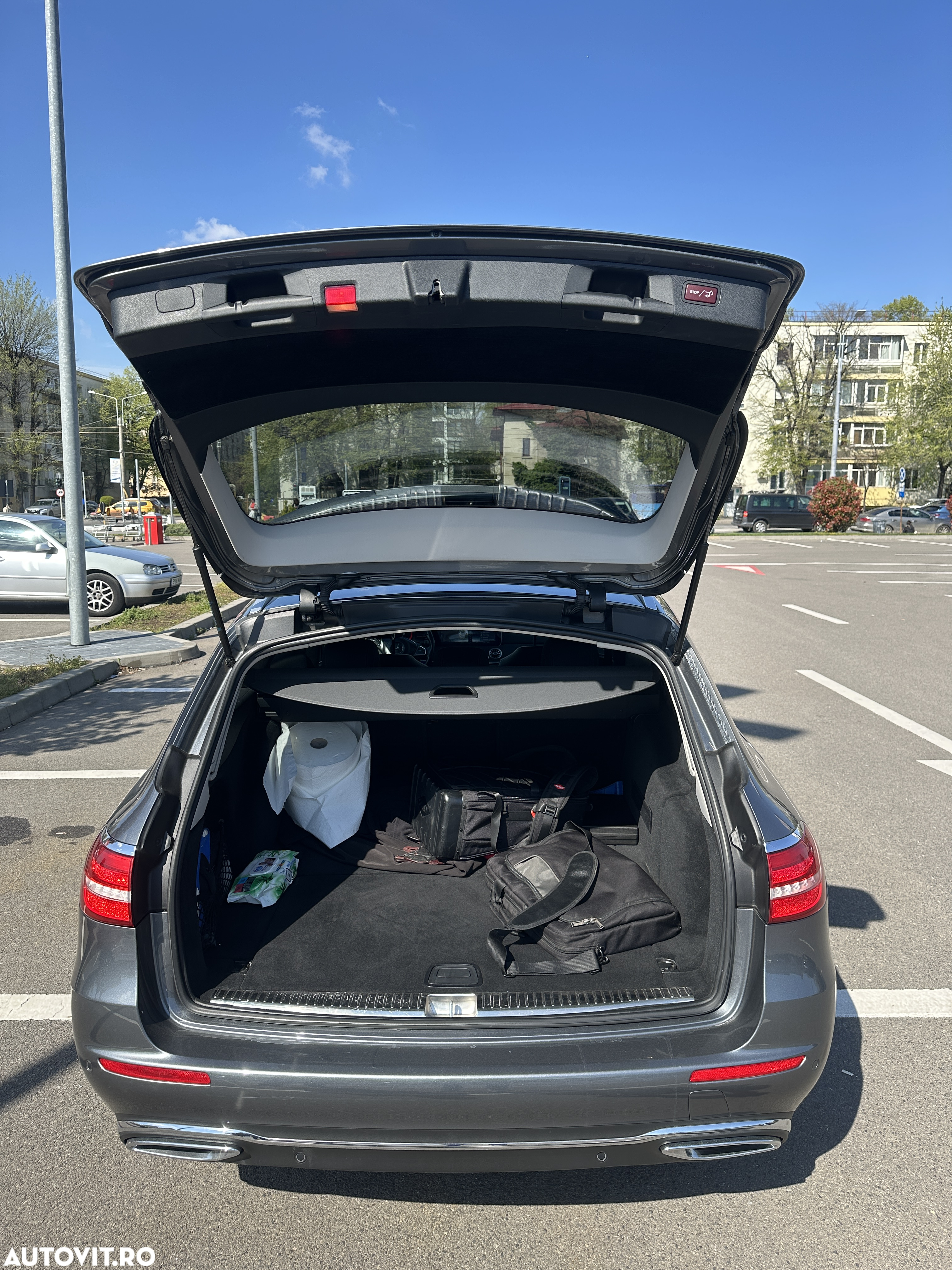 Mercedes-Benz E 220 d T-Modell Aut. - 8